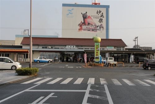 八代駅前